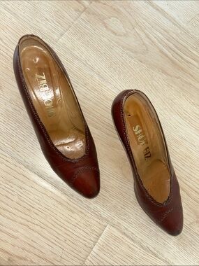 SHOE BIZ  Classic  Heels, Sandalwood-brown